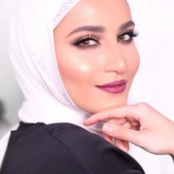 Esraa khaled makeup artist
